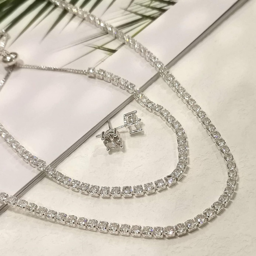 Elegant Silver Necklace and Earring Set